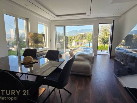 Villa moderna in affitto vicino al Lago Secco – 4.000 €/mese
