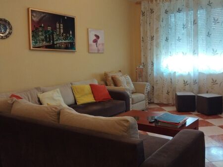 Shitet apartament 2+1+2 + Ballkon – Rruga e Kosovarëve !