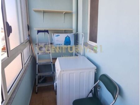 Apartament 2+1 me qira tek Komuna e Parisit!