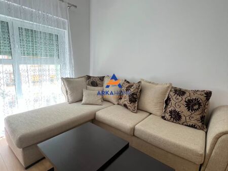 JEPET ME QIRA APARTAMENT 2+1+BALLKON "ALI DEM, KOMPLEKSI KAIMI " 500 EURO
