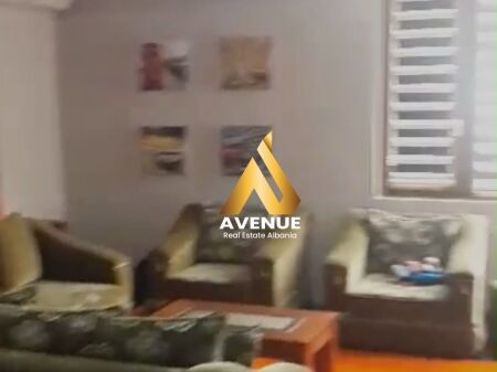 Shitet Apartament 2+1 në Sarandë Pranë Plazhit Era, Rruga Mitat Hoxha