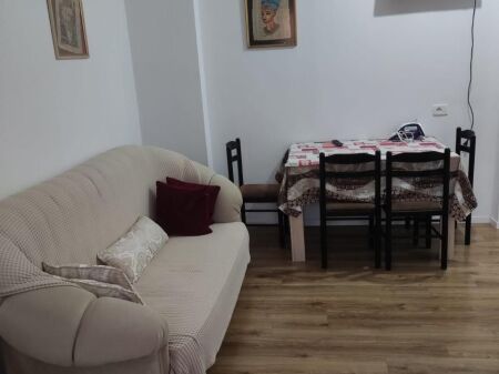 Rent | Vilë 1 + 1 | Porcelani | 400 €/month