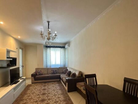 Jepet me qera apartamenti 1+1 , Astir prane Bar Oslo  450 Mije Leke