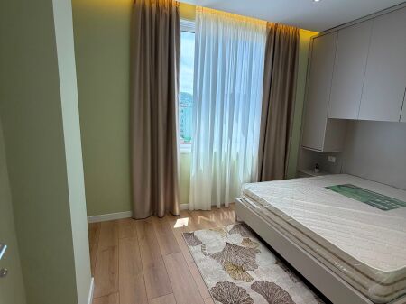 Shitet apartament 2+1 Myslym Shyri