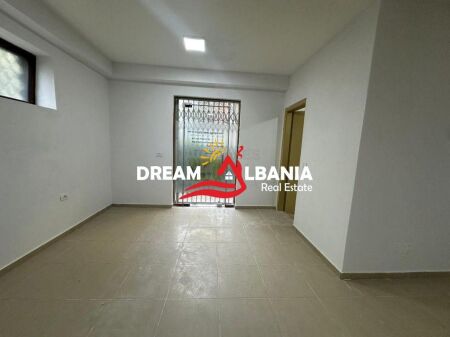 Modern Business Environment-Near the botanical garden (42611558)