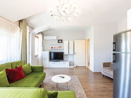 🌇 Me Qira: Apartament Fantastik ✨️ 2+1+2Wc & 2 Parkime 700€/Muaj (Liqeni Artificial - Shkolla Willson) Pamje Panoramike nga Liqeni 🏞️