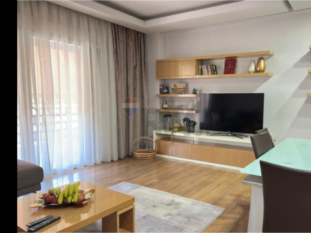 Apartament per shitje 3+1+2 ne Laprake