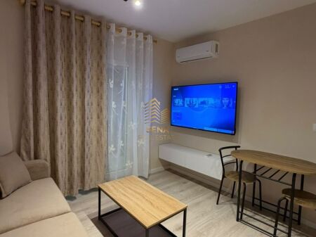 Affitto,Appartamento,1+1,Xhamllik, 45.000 ALL/Mese