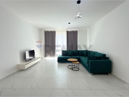 Apartament 1+1 per qira, Sheshi Shqiponja,Akses Tirana
