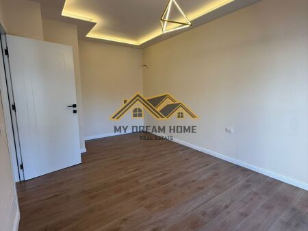SHITET APARTAMENT 1+1 TEK LAGJIA 6 DURRES !!!