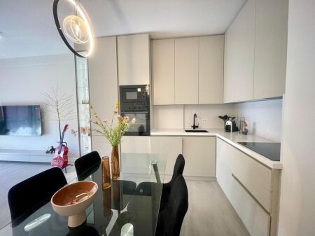 APARTAMENT ME QIRA TE KODRA E DIELLIT