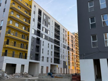 Apartment for sale 2+1 in Tirana Entry 2