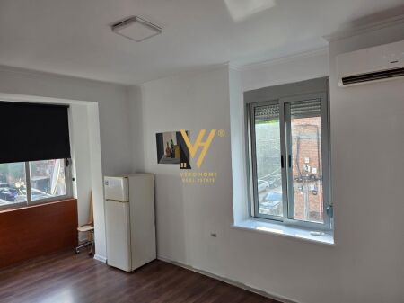 UFFICIO 75 M2 IN AFFITTO VICINO ALLO STADIO DINAMO 55.000 LEKE