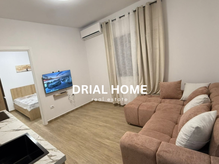 Affittasi il piano di una villa in affitto 1+1