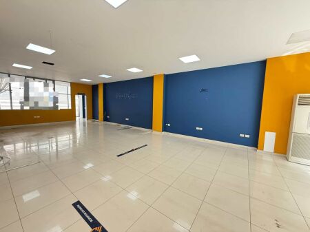 Shop for Rent at the Commune of Paris (ID BD21911) Tirana