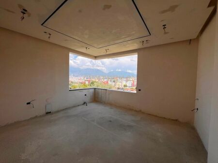 VILLA SU DUE PIANI IN VENDITA NEL RESIDENCE ALEKSANDROS – CON VISTA PANORAMICA SU TIRANA