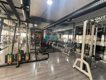 Commercial Space for Sale in Astir