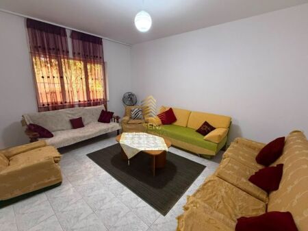 Qira, Hyrje Private, 2+1+blk+ Post Parkimi, Spital Amerikan 2, 50.000 Leke/muaj