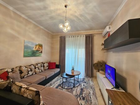 Apartament 2+1 per shitje te Ura e Kamzes