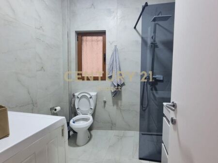 Shesim apartament 2+1 në Rrugen e Dibres, Tiranë !