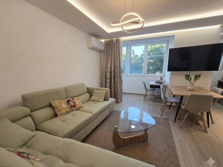 Super apartment 2+1 for sale in Brryli