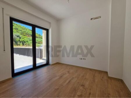 Apartment 3+1 for sale at Zgjerimi Kodra e Diellit