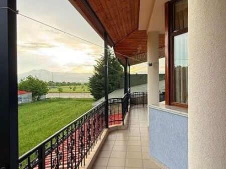 RESIDENTIAL AND BUSINESS COMPLEX FOR SALE IN KORÇË – IDEAL INVESTMENT FOR TOURISM AND SERVICE ACTIVITIES