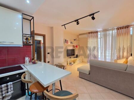 Apartament 1+1 per shitje ne Astir