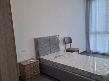 Jepet Me Qera Apartament 3+1+1 Ballkon