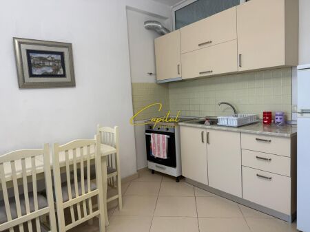 APARTAMENT ME QIRA 2+1 21 DHJETORI 65.000 LEKE