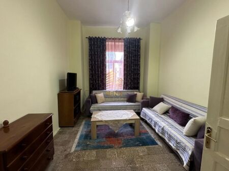 Qira, Apartament, 1+1+, Shallvaret, 45.000 Lek/muaj