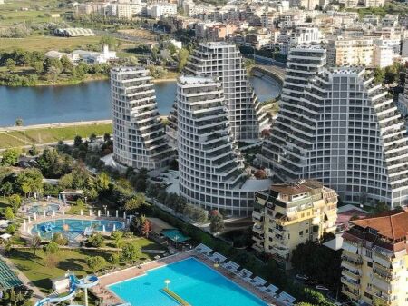 🏢 Zyrë 2+1 me Qira – Lake View Residence, Liqeni Artificial ✨