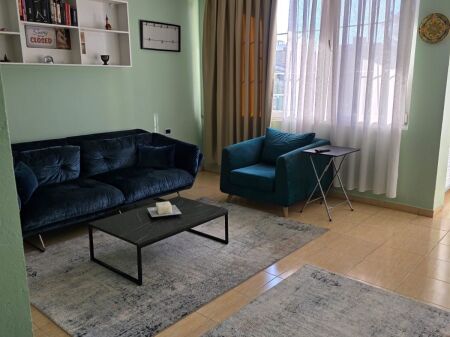 Affitto | Apartament 2 + 1 | Ali Demi | 650 €/mese