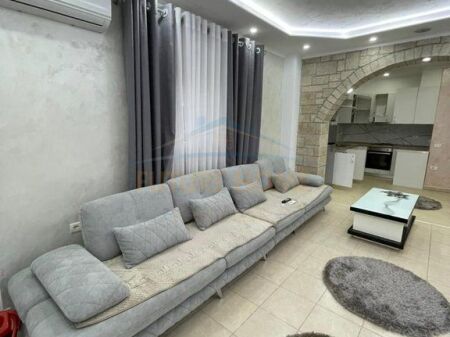 Qera, Apartament 2+1, Mali Robit.Golem