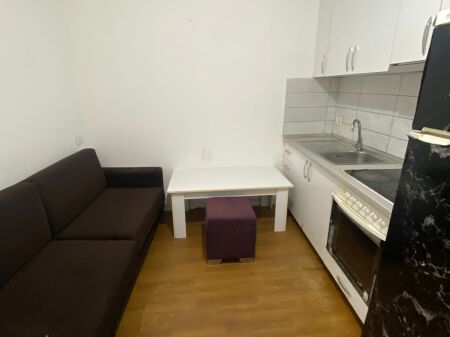 Affitto | Shtëpi private 1 + 1 | Astir | 330 €/mese