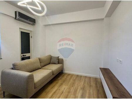 Apartment for rent 1+1, 21 Dhjetori