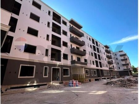 1+1 apartment for sale in Kamëz