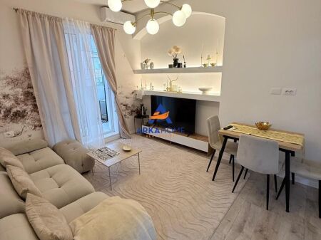 FOR SALE APARTMENT 2+1+BALCONY "AT KINEMA AGIMI, BLLOK" 235,000 EURO