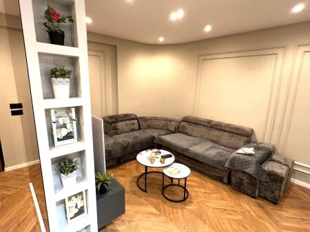 ✨LUXURY 1+1 APARTMENT FOR RENT ✨ 
 📍 Location: Residence "Kodra e Diellit 1", Tirana