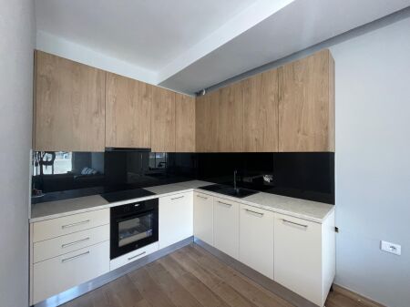 Apartment 2+1 for rent United School !