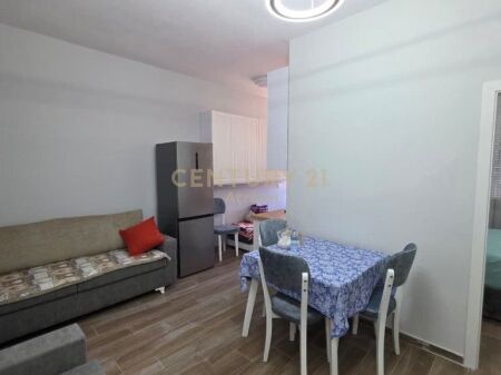 JEPET APARTAMENT ME QIRA TEK TOWER BRIDGE, OXHAK! 550 € /Muaj