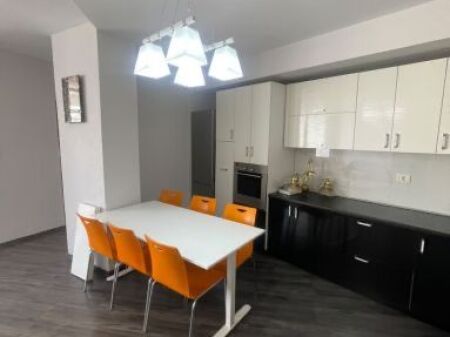 Apartament 2+1 per qera ne Astir !