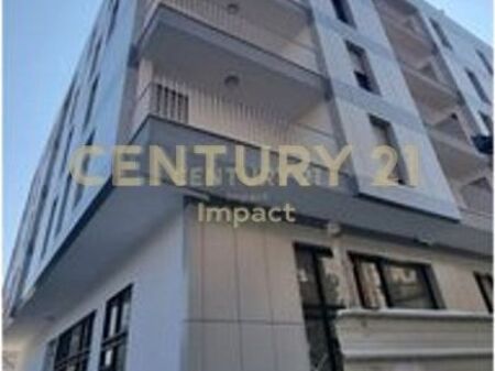 Studio for sale in Xhamllik - 88,000€ !!!