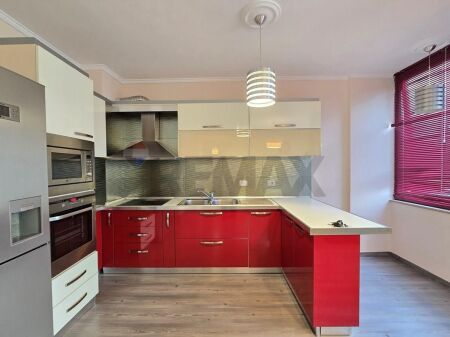 Apartament 2+1 me qira tek rruga e Kosovareve