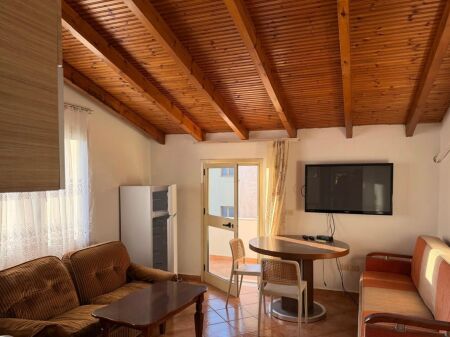 Apartament 2+1 me qera tek Siri Kodra