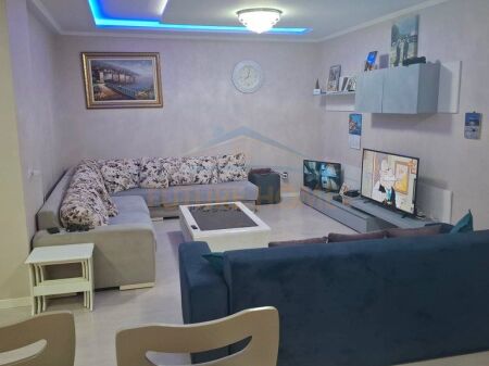 For sale, Apartment 3+1+2, Mëzez