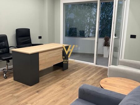 JEPET ZYRE 100 M2 ME QIRA TE LIQENI I THATE 900 EURO