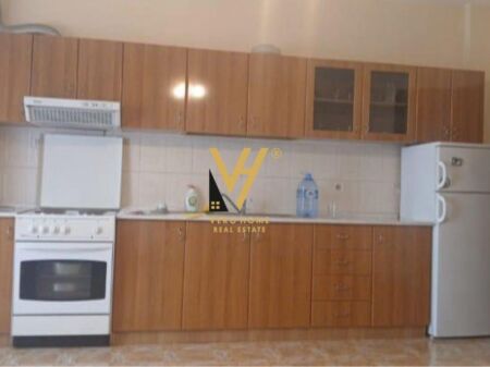 JEPET APARTAMENT 1+1+BLK ME QERA TE MYSLYM SHYRI 600 EURO