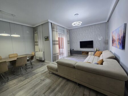 Apartment 2+1 for rent near the Botanical Garden mosque !