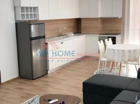 Apartament 1+1 Me Qera Kompleksi Panorama ne Tirane